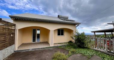 opportunité a voir absolument 218 000 € grande villa en deux logements