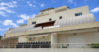 À vendre  t1 meublé    proche faculté  et clinique de sainte clotilde