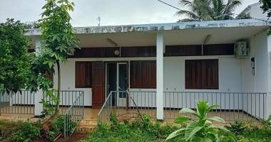 a vendre villa 3 chambres en ville de saint-paul