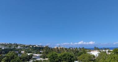 a vendre t2 au roches noires saint gilles vue mer 48m2 - 319150€