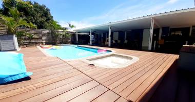 villa 5 pièces de plain-pied de 125 m2 hab + studio indépendant