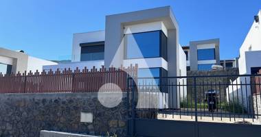 maison la possession 4 pièce(s) 129.71 m2