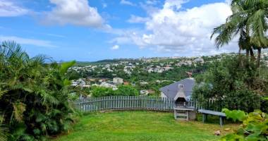 maison t4 de caractère + terrain 642 m² - vue imprenable