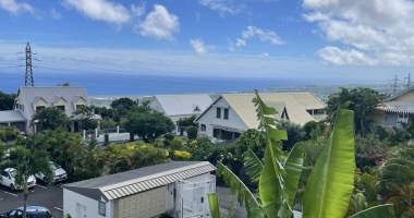 À vendre – maison f6 de 144 m² – bois de nÈfles sainte-clotilde