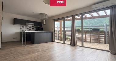 saint-denis centre-ville - t4 duplex avec terrasse, vue mer et montagne