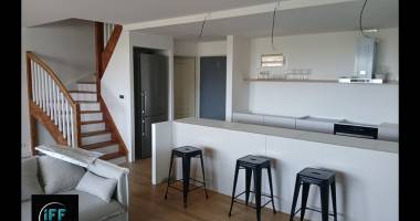 beau t4 duplex meuble st gilles les bains