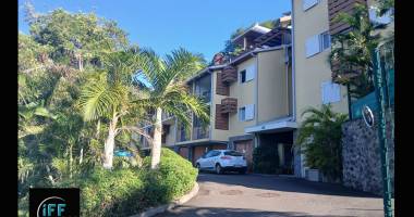 beau t4 duplex meuble st gilles les bains