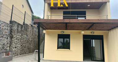 maison f4 avec vue mer p  111.75 m² les  trois bassins