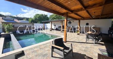 a vendre - une maison f5 de 126.58 m2 environ - saint-joseph - 570 000 €