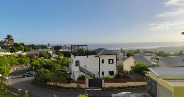 t4 meublé avec vue océan à terre sainte ? idéal colocation