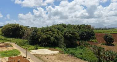 lamentin  terrain 956 m2