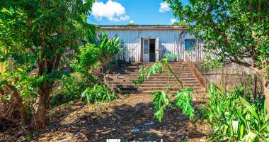 bas de saint françois, maison à rénover sur terrain constructible 750m2