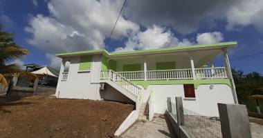 haut de villa t4  (130m2) - beausoleil 97139 abymes