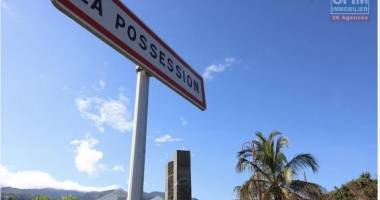 la possession littoral - bel appartement t3+v dans residence de bon standing.