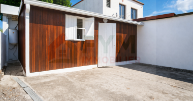 a louer local professionnel / commercial rÉnovÉ   saint-louis (maison rouge)   63.73 m2 avec jardin & parking