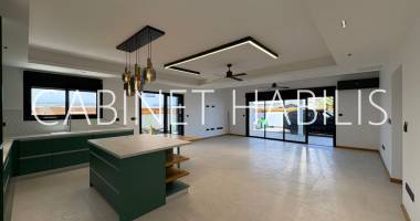 a vendre - villa haut de gamme - 283.89 m2 environ - tampon - 696 000 €