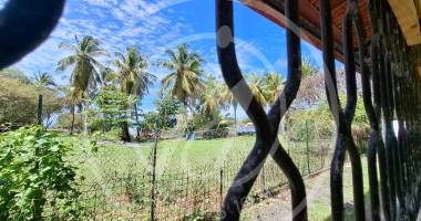 a vendre - studio au gosier - 125 000€ à rafraichir