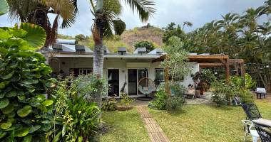 villa de charme 115 m2   jardin arboré & emplacement stratégique la possession