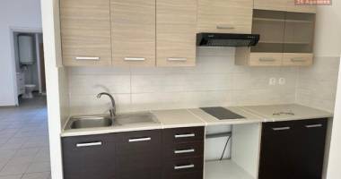 un charmant f2 en plein centre de saint-louis à l'île de la réunion