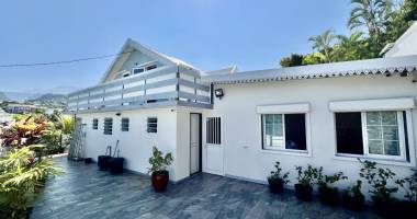 saint joseph 97480 - villa t6 - vue montagne - cadre agrÉable - proche des commoditÉs