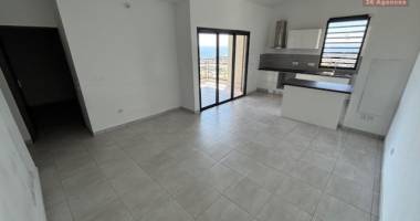 a louer t4 dans la residence castel roc, route du bois de nefles à ste clotilde