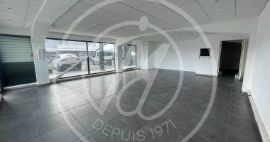 a louer 92m² - local bureau à jarry, 97122 baie-mahault