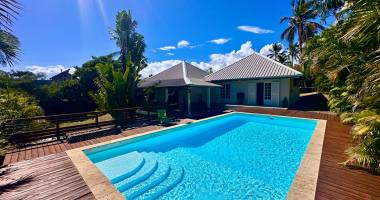 saint-gilles : maison de plain-pied + garage sur grande parcelle