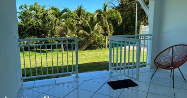 bas de villa meublée 73m2 - 2 chambres + terrasse - gosier