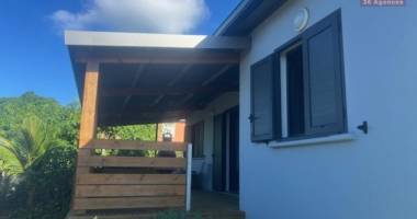 location villa f5 meublée – vue agréable à l’Étang-salé les hauts