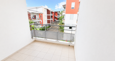 t2 bois de nèfles résidence calme et sécurisé