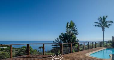 en exclusivitÉ – villa 5 pièces de plain-pied, piscine et vue océan chemin du cap bernard, sunshine immobilier