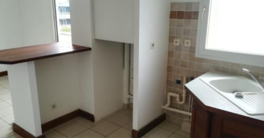t2 - 32 m2 - 3o étage - les gaspards - ste marie ville