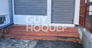a louer local commercial de 43.87 m2 env au centre ville