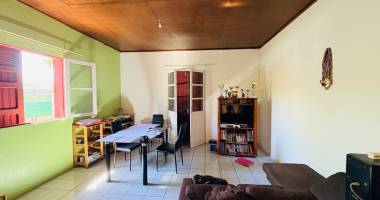 le port centre (la reunion) - rare sur secteur maison t4 + studio