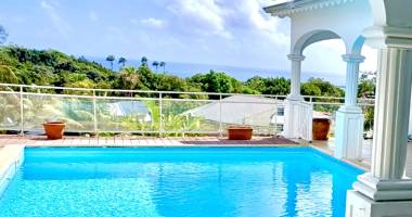 villa vue mer f4/5 d'architecte 220 m2 garage 80m2 piscine
