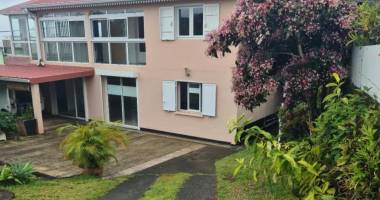 magnifique villa f5, beau jardin, À commune ango/ ste suzanne