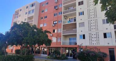 a vendre// bel appartement de type f2 sur le port
