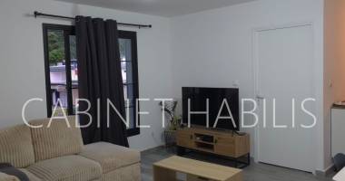 À louer   un appartement f3 de 55.20 m2 environ - saint-joseph - loyer 743 € + charges 17 €
