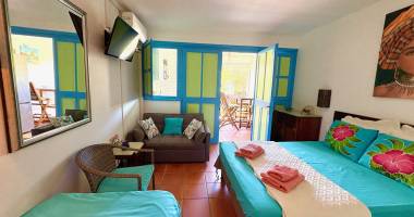 anse des rochers : t2 etage 29 m2 meuble acces plage et piscine