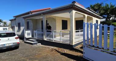 villa f4/5 de 125 m2 au tampon