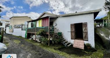 saint pierre 97410 - maison t3 - de plain-pied - prix attractif - proche des commoditÉs