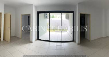 a louer - appartement de type 3 d'environ 69.48 m2 - saint-pierre - 1 198.00 € + 50 € de charges