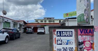 À louer   local commercial de 32,25 m2   bergevin