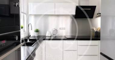 a vendre 319 000 € *appartement  105.15m² moudong * vue mer