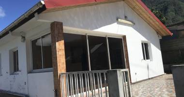 a louer villa f3 les makes la riviere saint louis