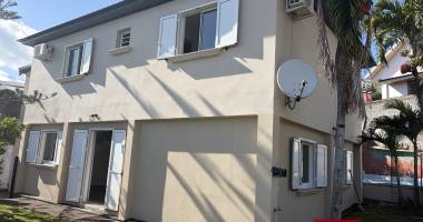 a louer villa f6 avec belle vue degagee - grande montee