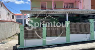 basse-terre - maison familiale t 5 avec studio indépendant