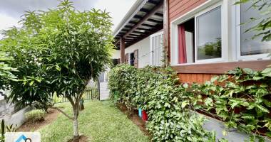 en comprmois - tampon 97430 - villa f5/6 À etage - vaste varangue - garage