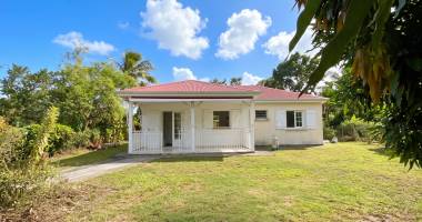 maison t5 - 3 ch - morne à l'eau