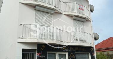 appartement t2 (non meublé) - centre ville 97160 le moule